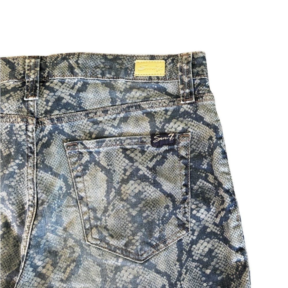 Seven7 Snake Print Raw Hem Jean Short Size 10 Women’s - Picture 3 of 7